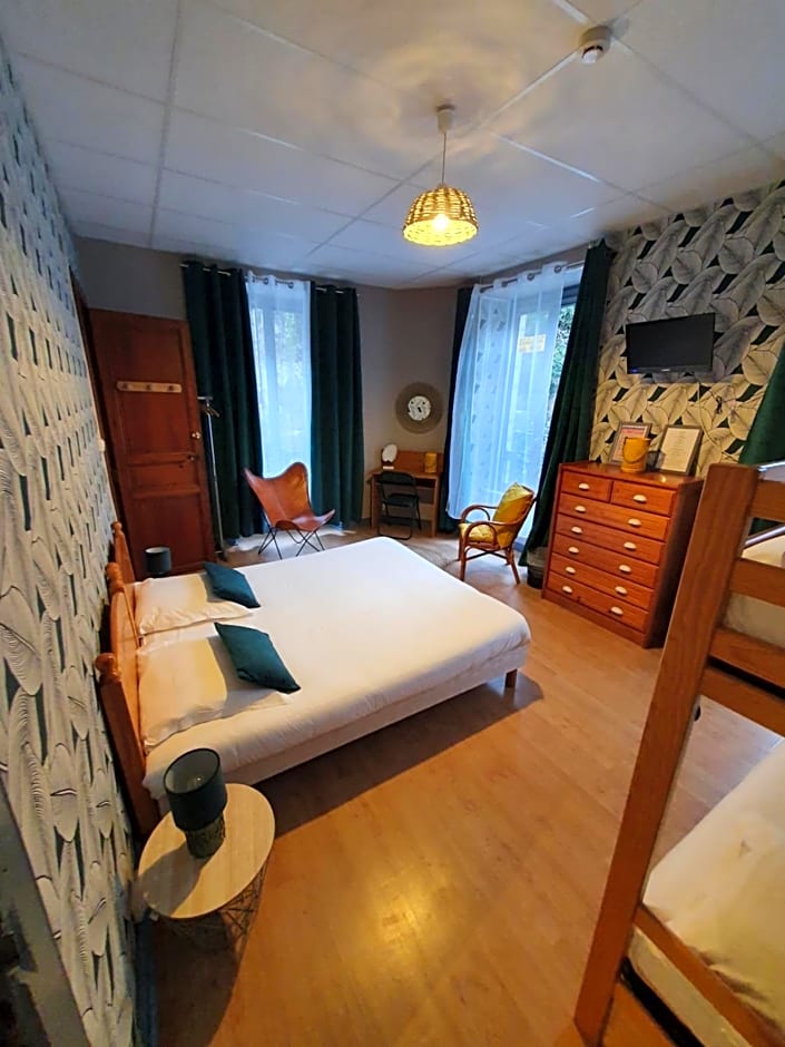 Auberge La Caverne