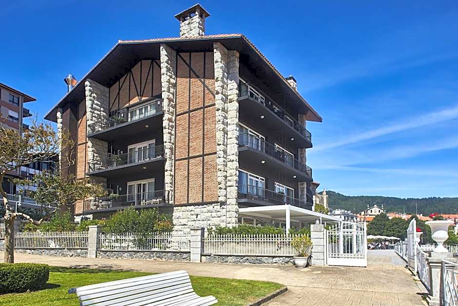Hotel Silken Palacio Uribarren