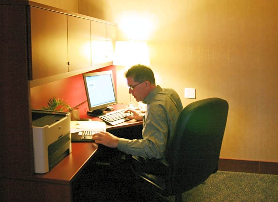 Hampton Inn By Hilton & Suites Laval Quebec Canada