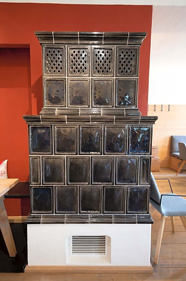 LANDHOTEL ALTE ZOLLSTATION- Historical Building