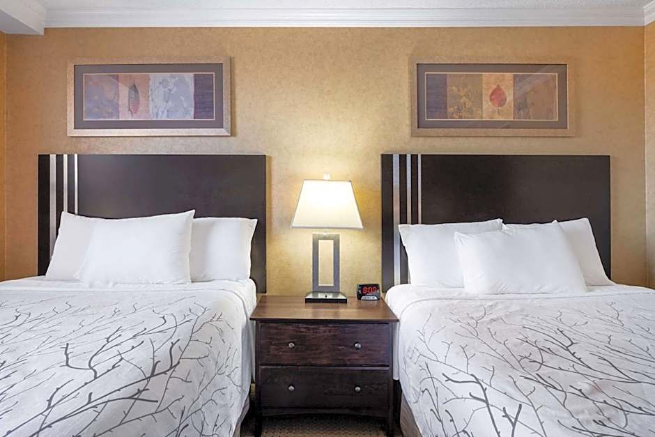 Travelodge by Wyndham Prince Albert