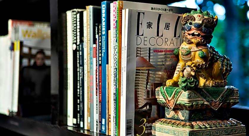 Chandra Residence, luxury, warmth and playfulness!