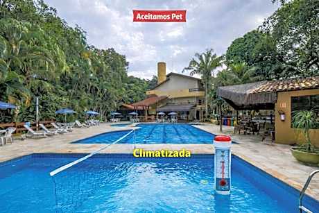 Flat estudio 110 Amarilis Riviera de São Lourenço, 03 piscina climatizada, serviço de hotelaria, limpesa e troca de toalhas diária, carregador veiculo elétrico e servico de praia finais de semana WiFi 500