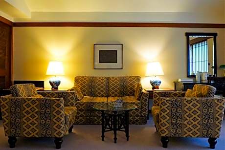 [Non-smoking] Deluxe twin (48 square meters) Wi-Fi available