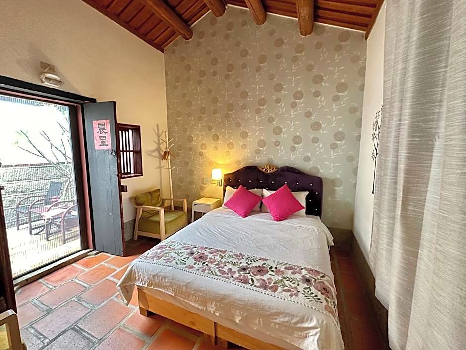 I-Shan B & B