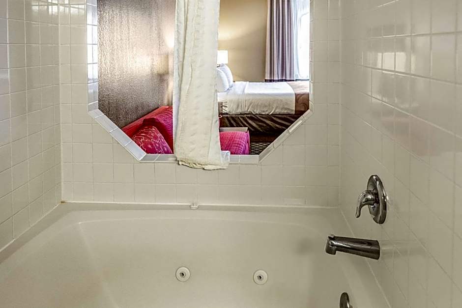 Photo 1 of 9 of 1 King Bed Suite
