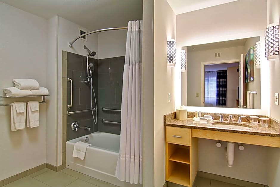 Homewood Suites By Hilton Stratford, Ct