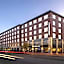 Courtyard by Marriott Portland Downtown/Waterfront