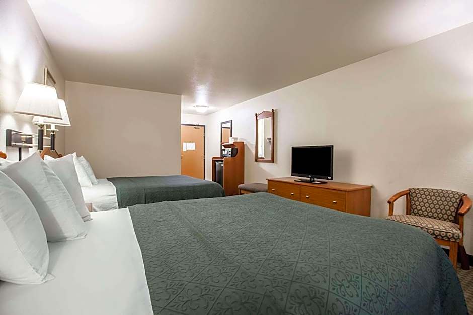 Quality Inn & Suites Federal Way