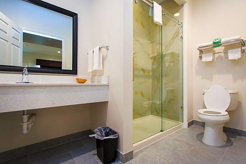 Scottish Inn & Suites - Atascocita