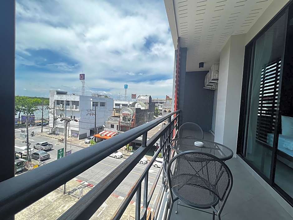 Srisawara Casa Hotel