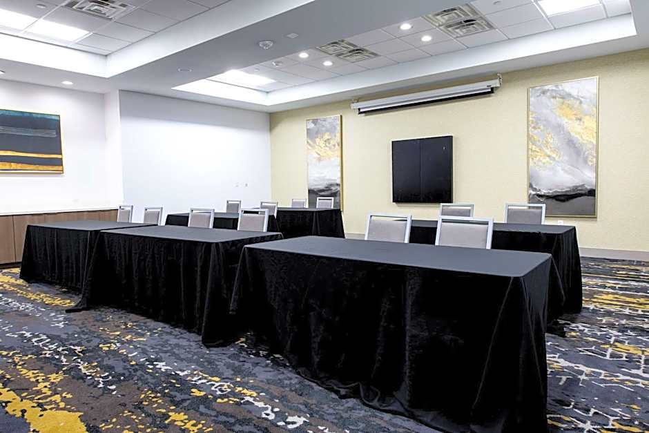 DOUBLE TREE BY HILTON SULPHUR LAKE CHARLES