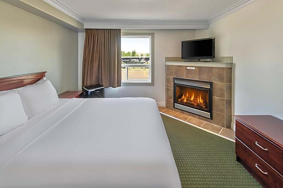 Quality Inn & Suites Whitecourt