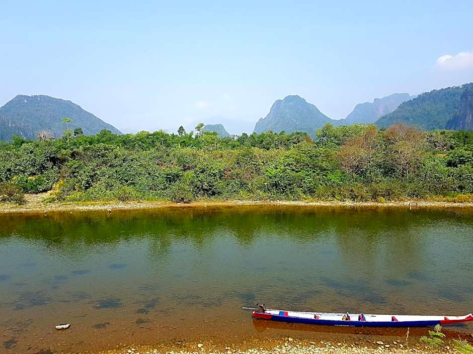 Simon Riverside Hotel