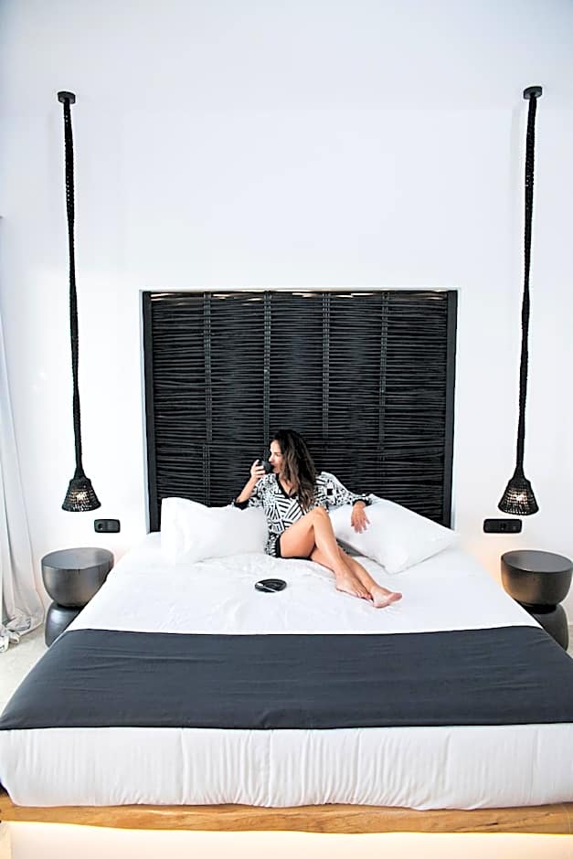 Agrari Bo Suites by Mykonos Rocks