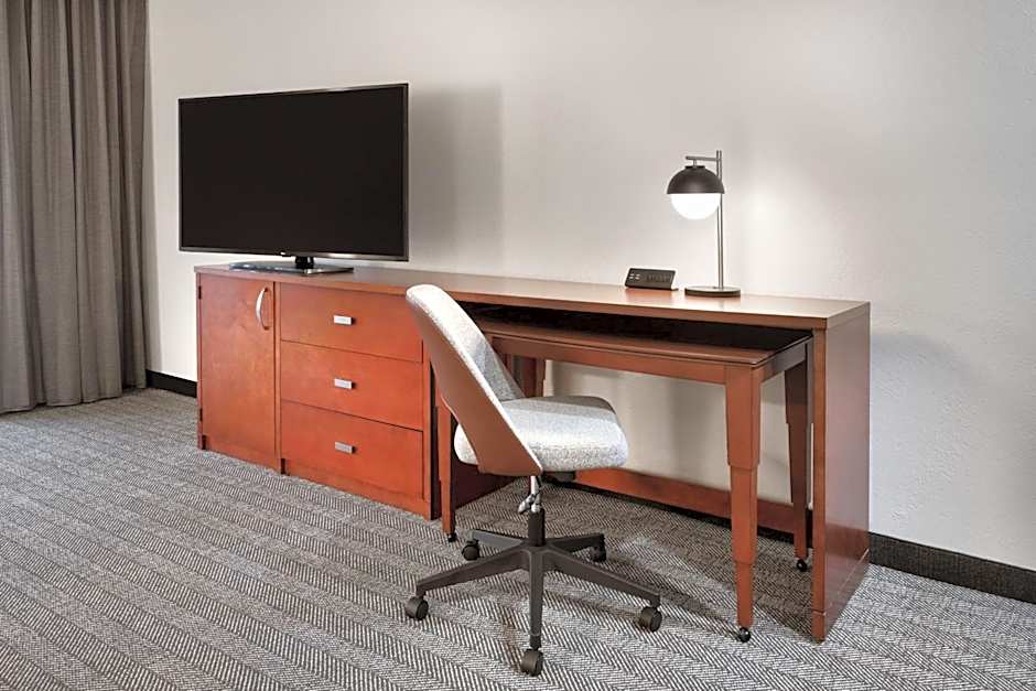 Courtyard by Marriott Memphis Airport