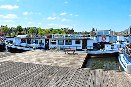 Standard Twin Room with Shared Bathroom