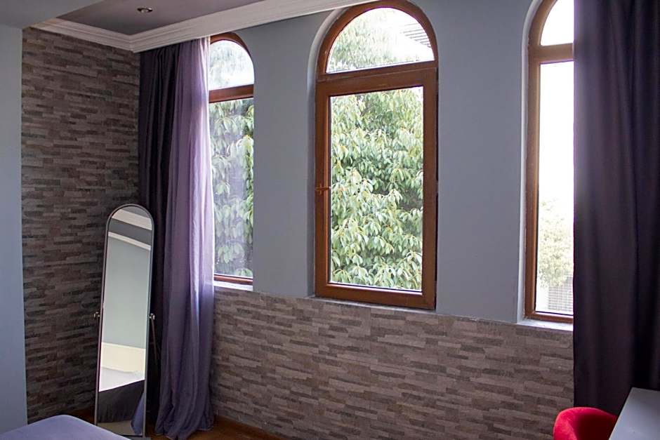 Aparthotel Old City