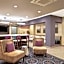 La Quinta Inn & Suites by Wyndham Fayetteville