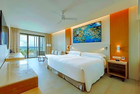 Junior Suite Ocean Front Premium Level