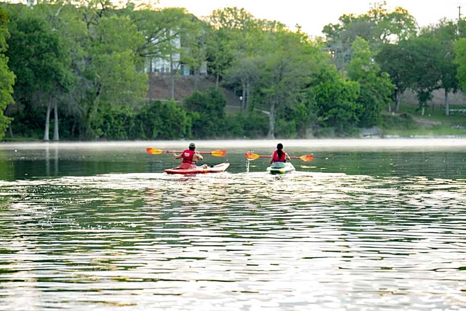 Courtyard by Marriott New Braunfels River Village