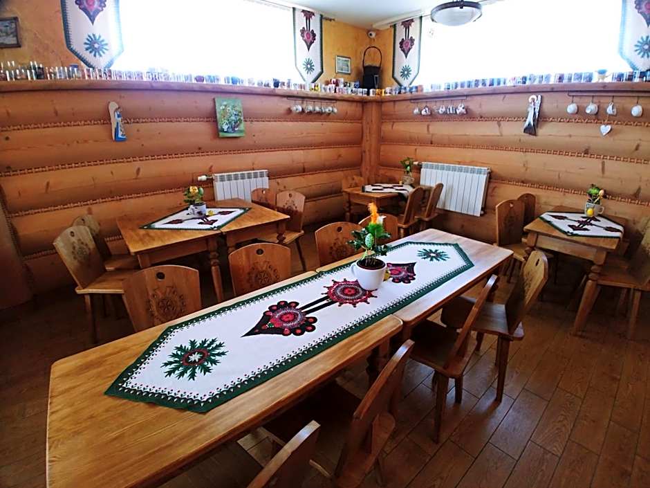 U Hani w pobliżu Gorący Potok i Termy