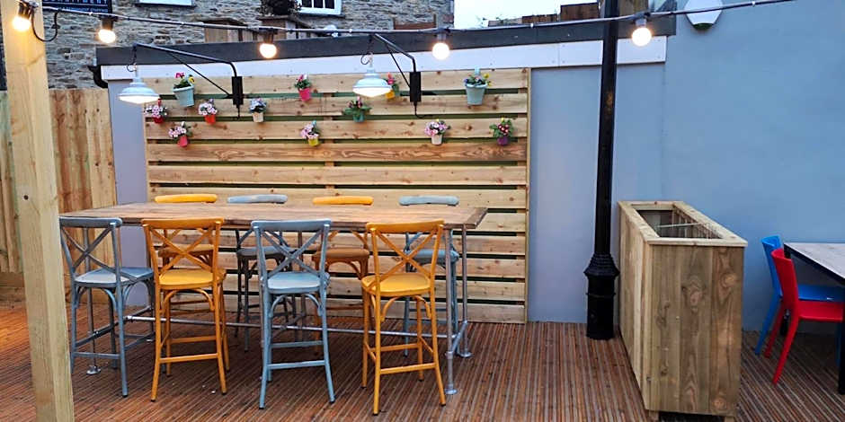 Barley Sheaf, Old Bridge Street EN SUITE ROOMS, ROOM ONLY