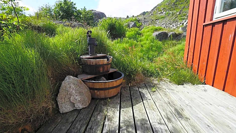Fisherman's cabin, Lofoten - 11 Johnbua