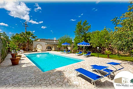 ★★★★★ [Historical city] Villa Medici