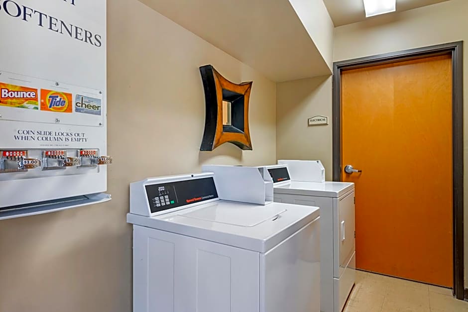 Comfort Suites Brunswick