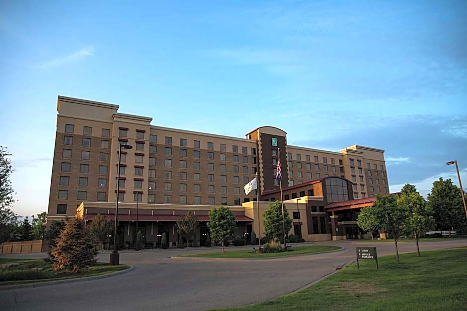 Embassy Suites by Hilton Minneapolis-North