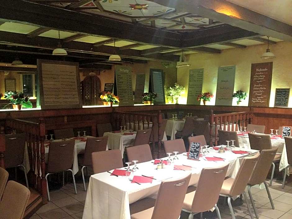 Le Cheval Noir Hôtel Paris Pantin