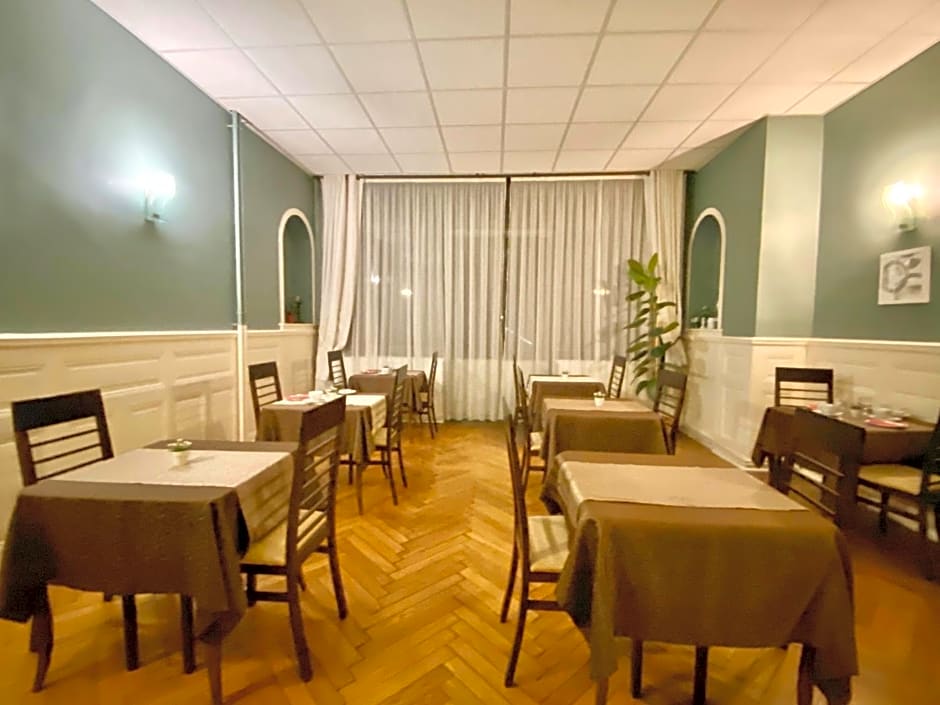 Authentic by Balladins, Hôtel Le Carré d'Aix