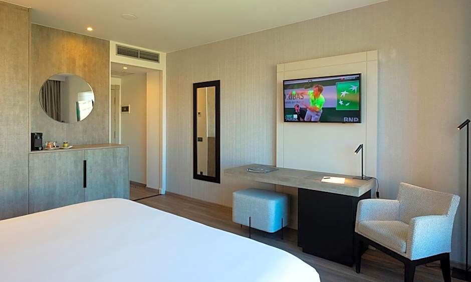 Attica 21 Barcelona Mar