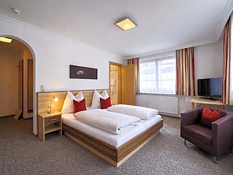 Double Room with Extra Bed