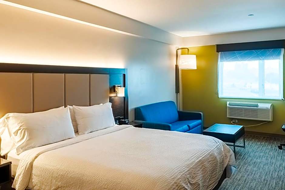 Holiday Inn Express Maspeth Hotel By IHG