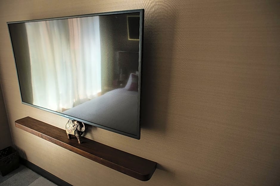 Soravit on Granville