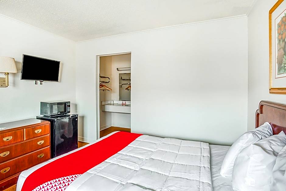 OYO Hotel San Antonio East