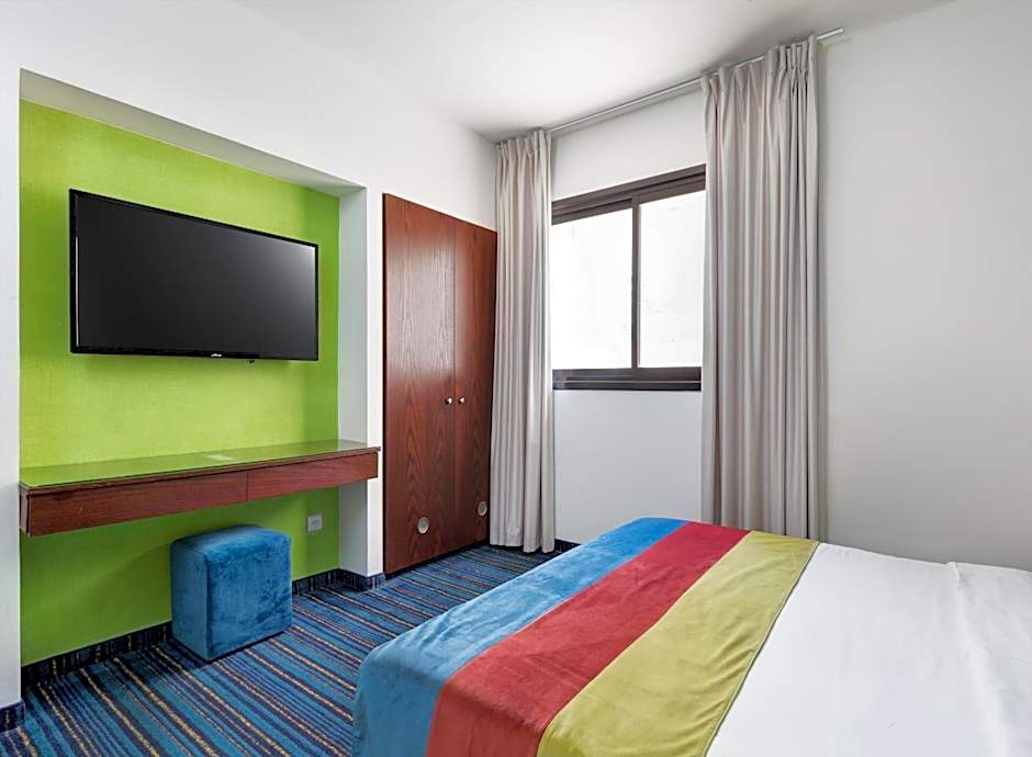 Mizpe Yam Boutique Hotel