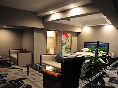 Tuanjie Hotel
