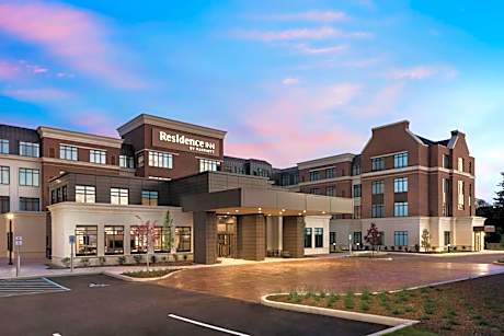 Residence Inn by Marriott Long Island Garden City