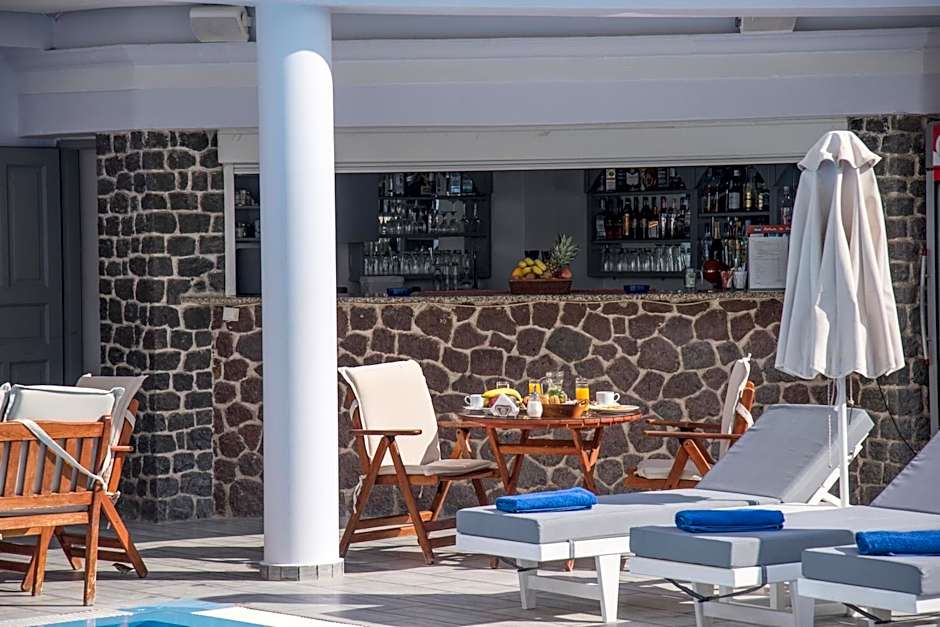 Blue Waves Suites & Apartments