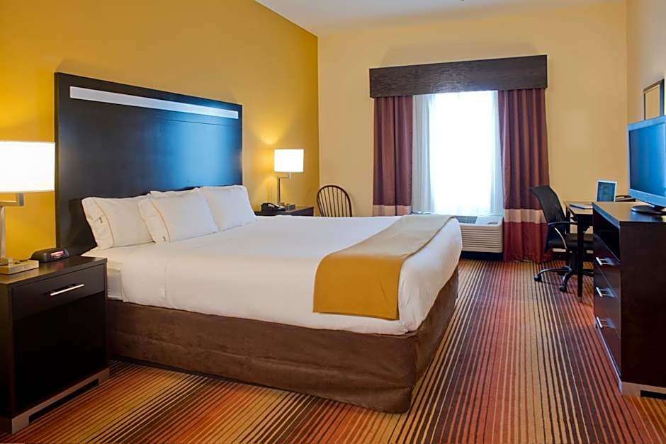 Holiday Inn Express Hotel & Suites Prattville South By IHG