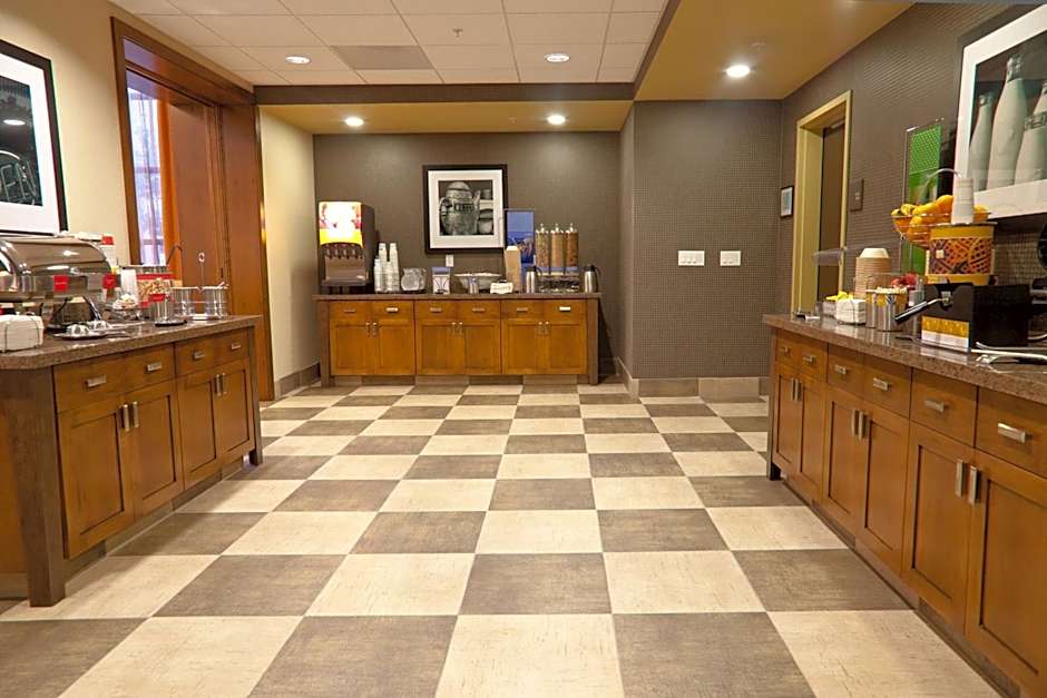 Hampton Inn By Hilton And Suites Salinas