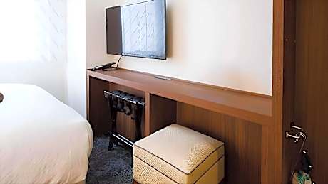 Corner Room