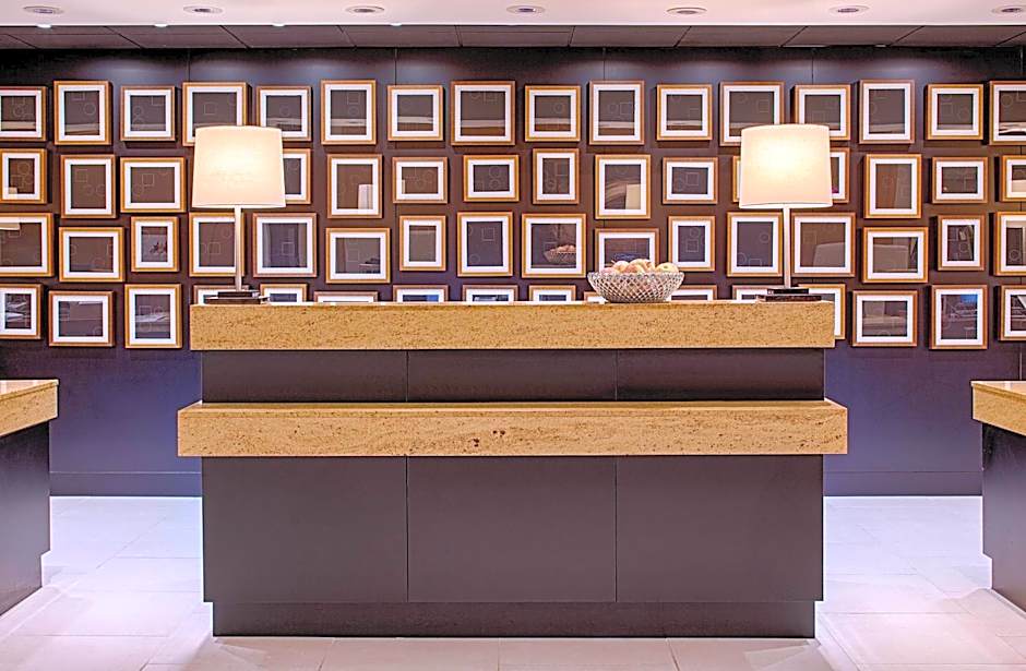 DoubleTree By Hilton Houston Greenway Plaza