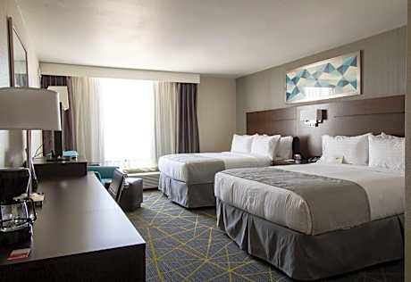 Queen Room with Two Queen Beds - Hearing Accessible/Non-Smoking
