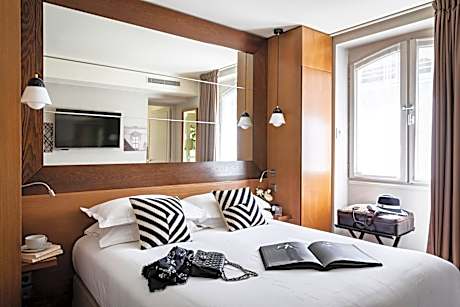 Premium King Room with Sofa Bed