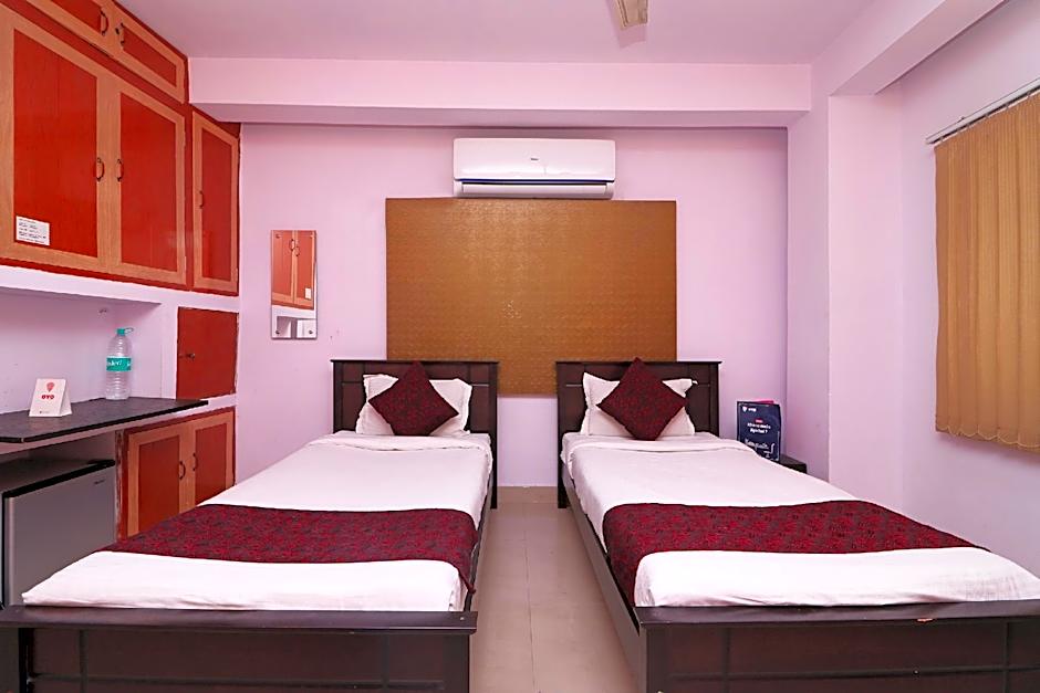 OYO 1694 near Nicco Park – Calcutta, LA