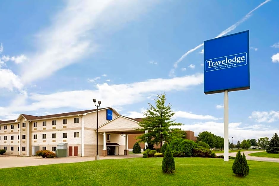 Travelodge by Wyndham Clinton Valley West Court